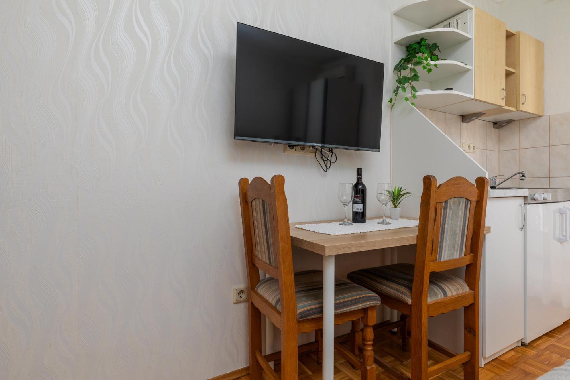 Apartments By The Sea Duce, Omis - 5973 Exterior foto