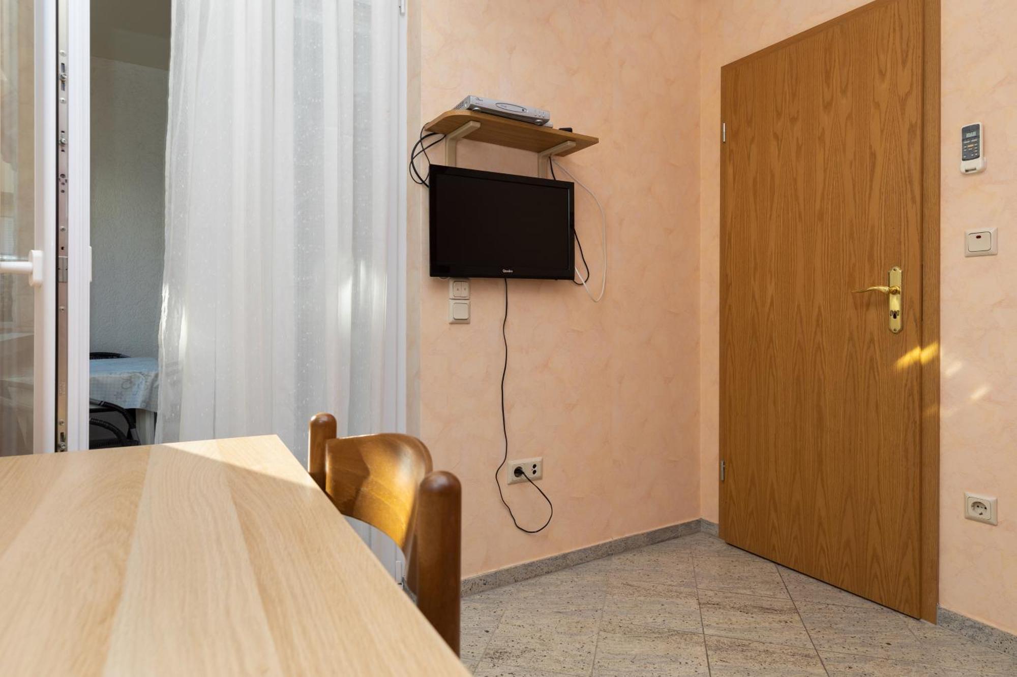 Apartments By The Sea Duce, Omis - 5973 Habitación foto