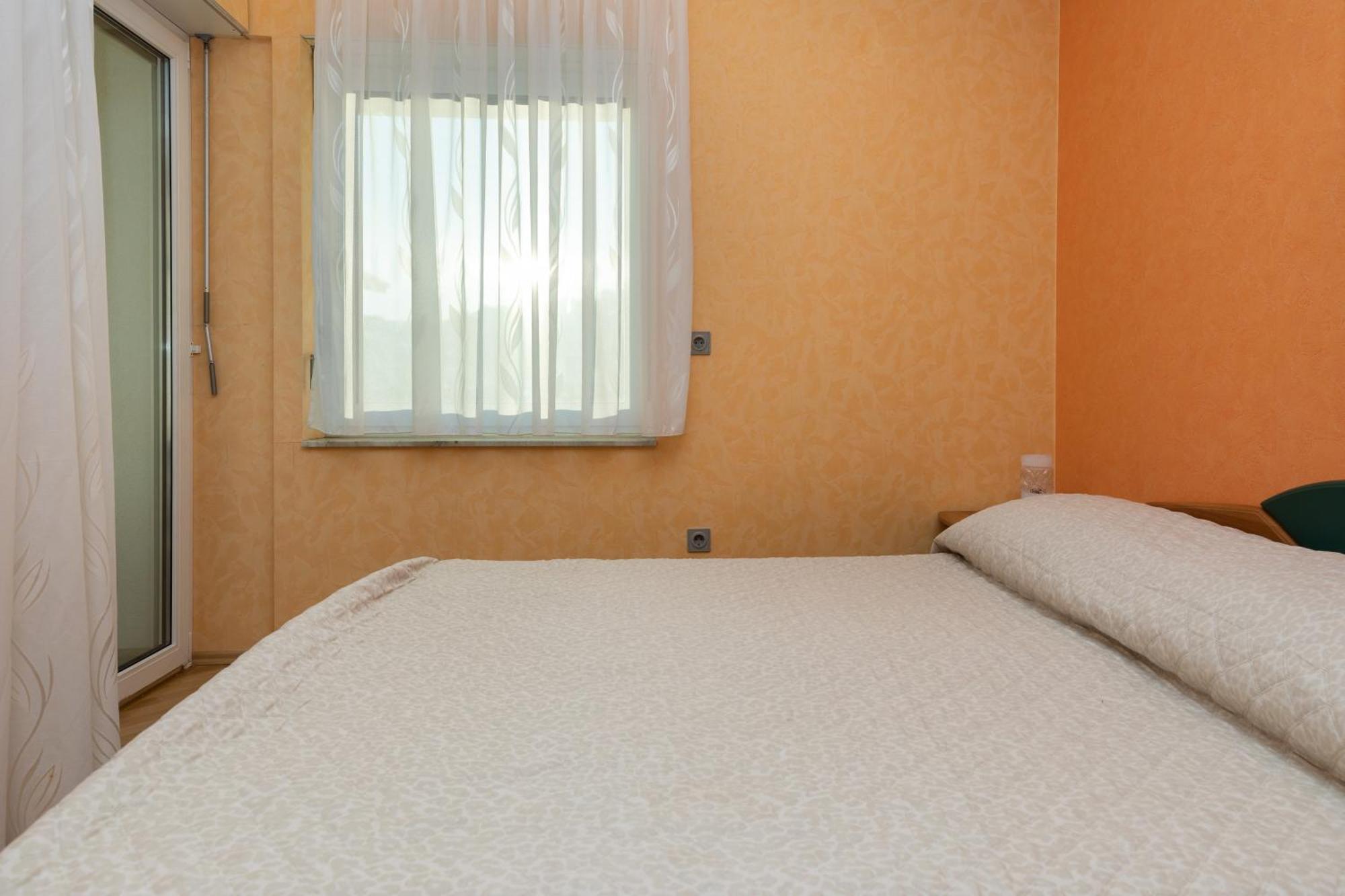 Apartments By The Sea Duce, Omis - 5973 Habitación foto